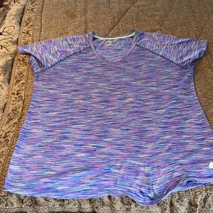 Womens 2x workout top